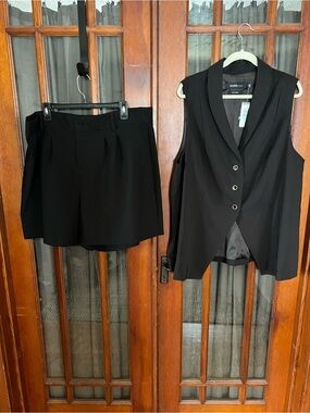Studio by Torrid Black Tailored Sleeveless Vest & Shorts Set